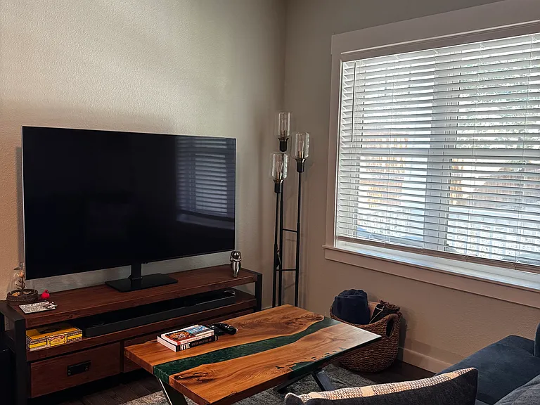935 W Craig Pl #102 — Photo 5