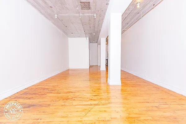 Rented by MySpaceNYC | media 15