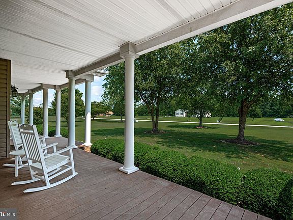 5th image of 115 Matthews Cove Dr