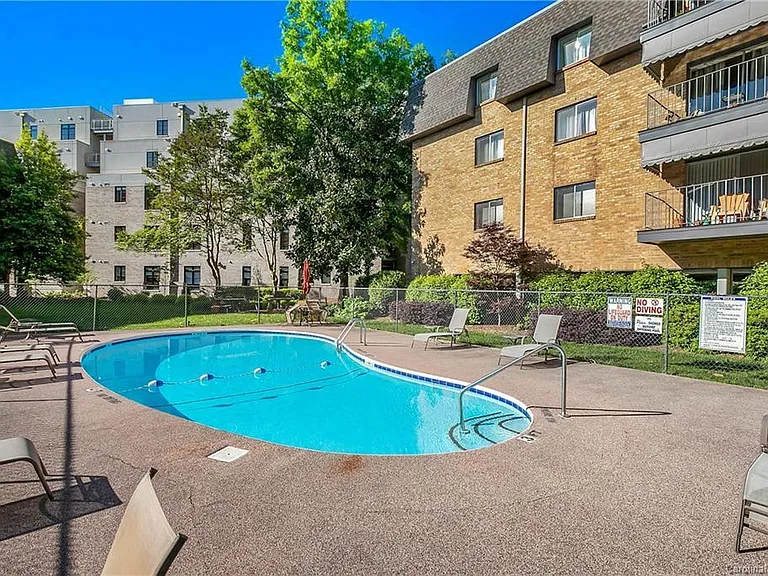 Charlotte House Pool!