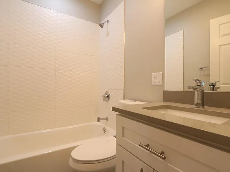 1921 S Peoria St #2 — Photo 13