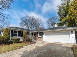 1801 Miller Rd, Lake Geneva, WI 53147