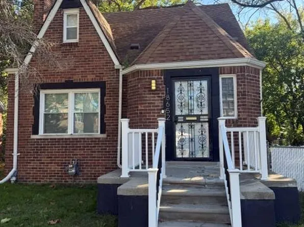 18652 Lindsay St, Detroit, MI 48235