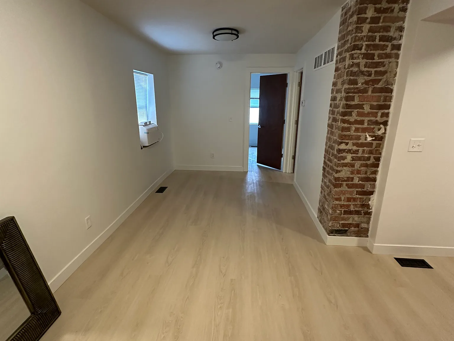 2 bed, 625 sqft, $1,000 — Photo 2