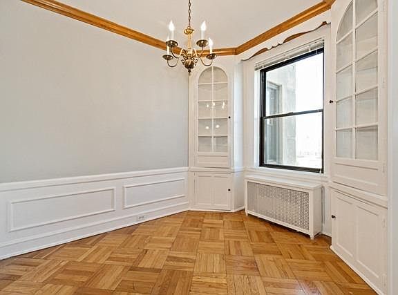 5th image of 2000 N Lincoln Park W #1103
