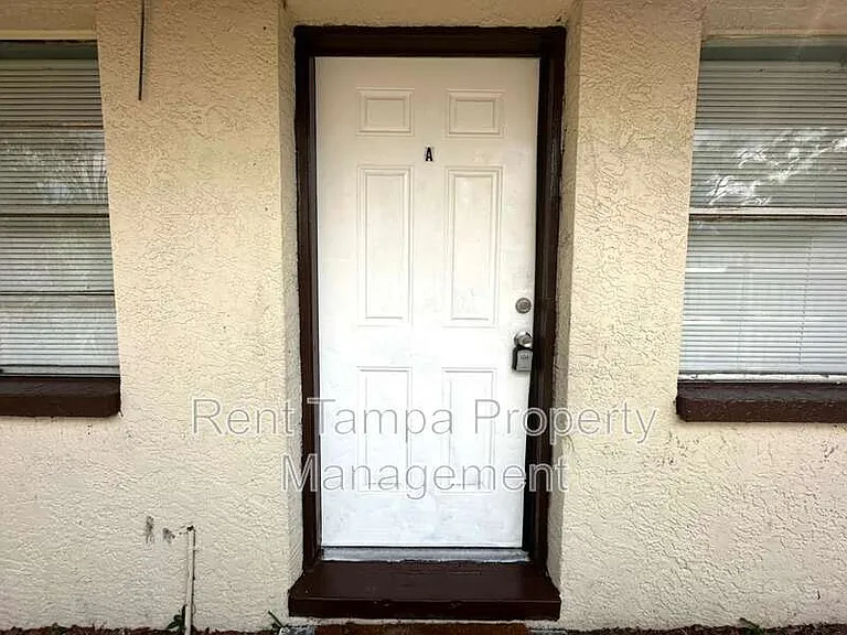 8304 N Mulberry St — Photo 18