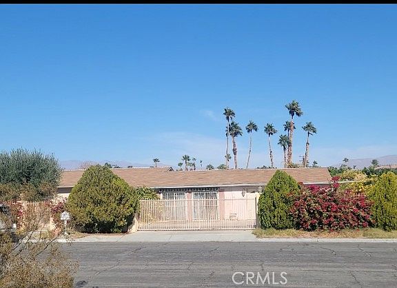3rd image of 1880 Sharon Rd