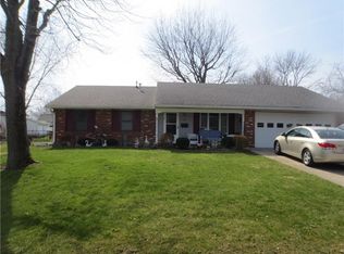 321 Deville Pl, New Whiteland, IN