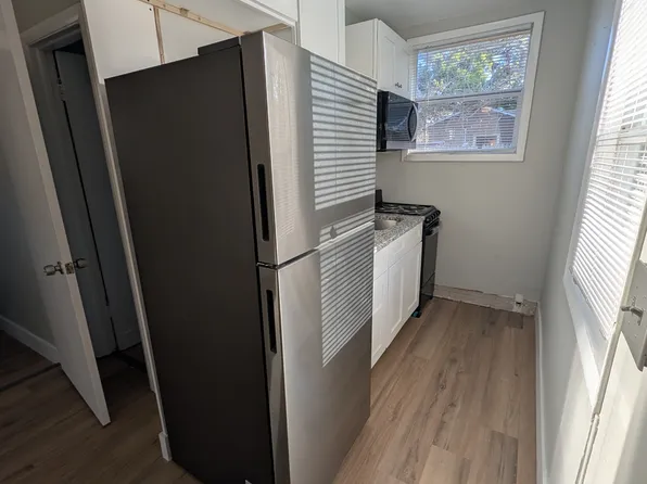 325 41st St N #2, Saint Petersburg, FL 33713