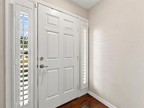 4th image of 3805 EXETER LANE