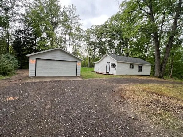 5915 E Fountain Rd, Fountain, MI 49410