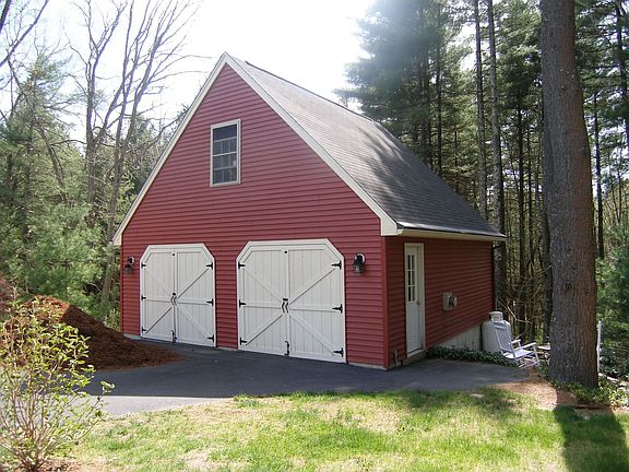 Additional 2 car detached garage