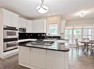 14006 Harvington Dr, Huntersville, NC 28078