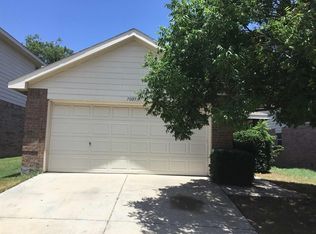 7009 Brookglen Ln, Fort Worth, TX 76179
