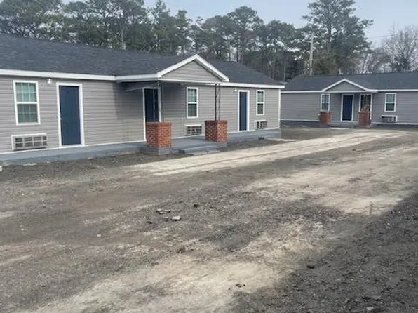 607 E Main St, Havelock, NC 28532