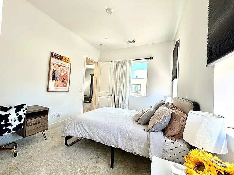 107 Sawbuck — Photo 10