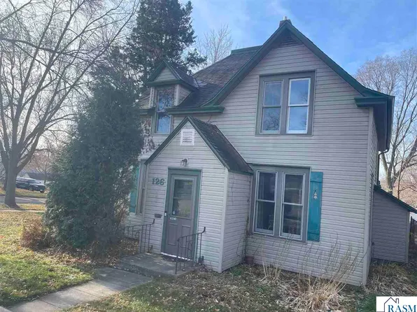 126 S Franklin St, New Ulm, MN 56073