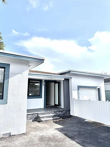 2956 NW 47th St Photo 1