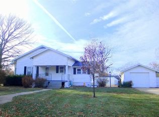 1203 N 16th St, Beatrice, NE 68310