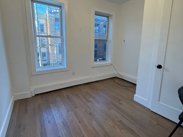 232 Van Horne Street image 5 of 7