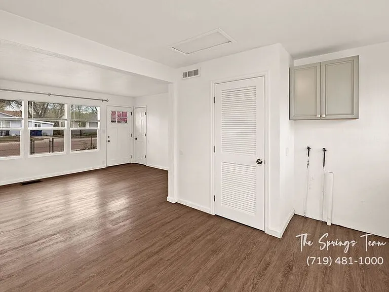 1216 Pando Ave — Photo 8
