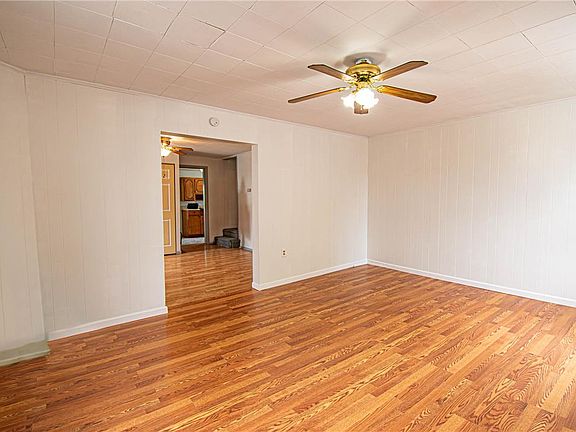 5th image of 27 W Allen St
