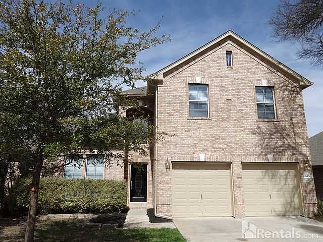 1st image of 206 Clarence Ct