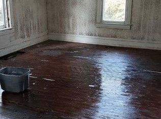 442 W Division St, Decatur, IL 62526