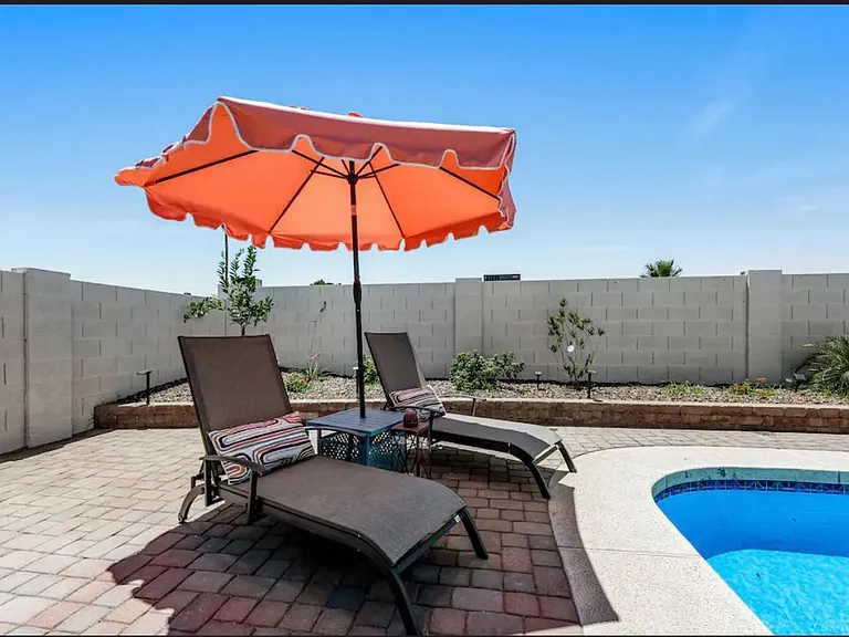 pool loungers