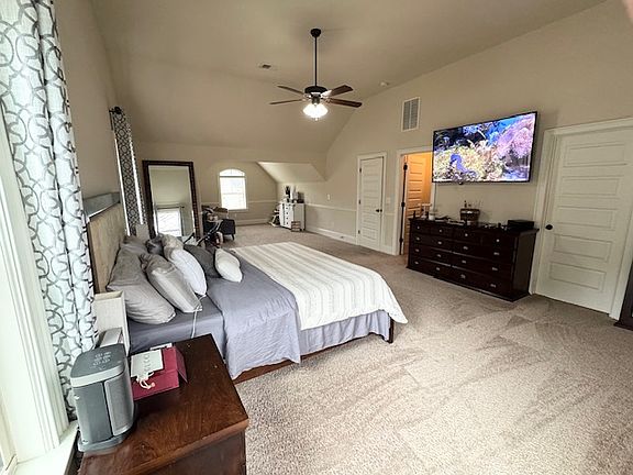 Master Bedroom 2nd floor