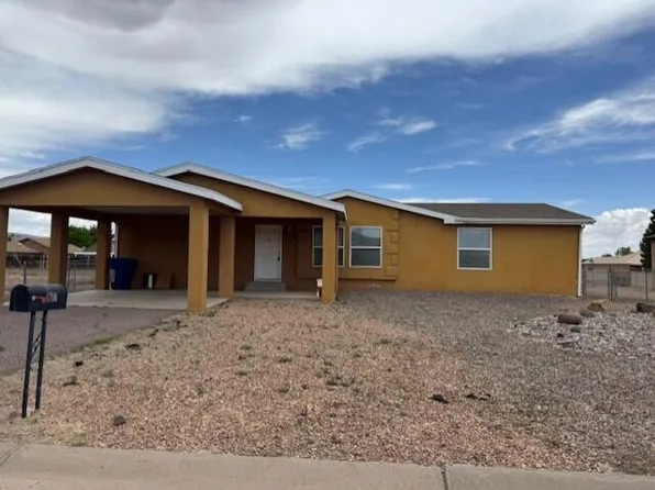 807 Coulson Dr, Socorro, NM 87801