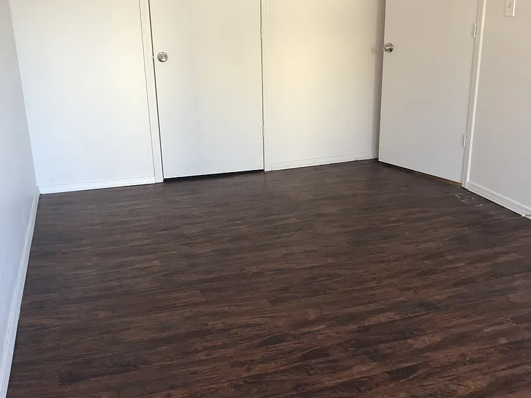 3172 W 103rd St #3 — Photo 9