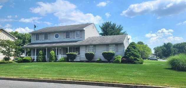 1st image of 298 Venetian Dr