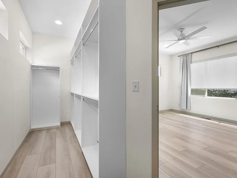 4015 Fenton Ct — Photo 17