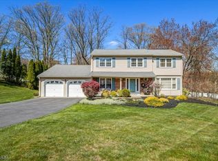 31 Robin St, Rockaway, NJ 07866
