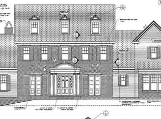 582 Manchester Dr, Raleigh, NC 27609