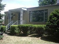 1st image of 353 Garden Dr