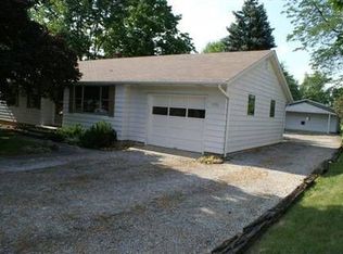 1730 Graham Dr, Fort Wayne, IN 46818