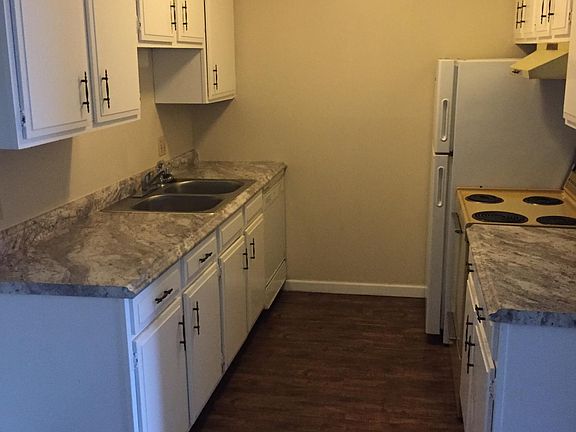 2nd image of 822 E Ford St APT 304