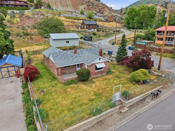 233 E Gibson, Chelan, WA 98816