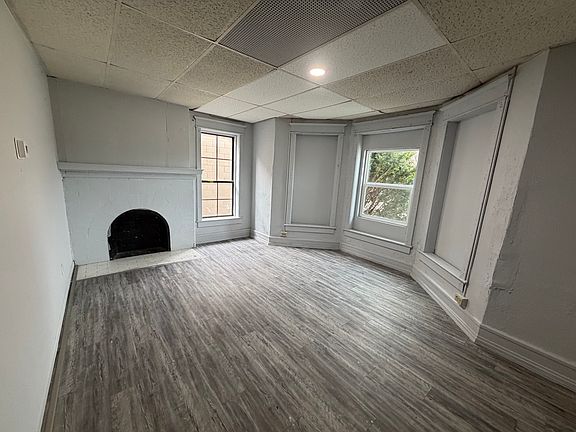 2nd image of 425 N Vermilion St #1B