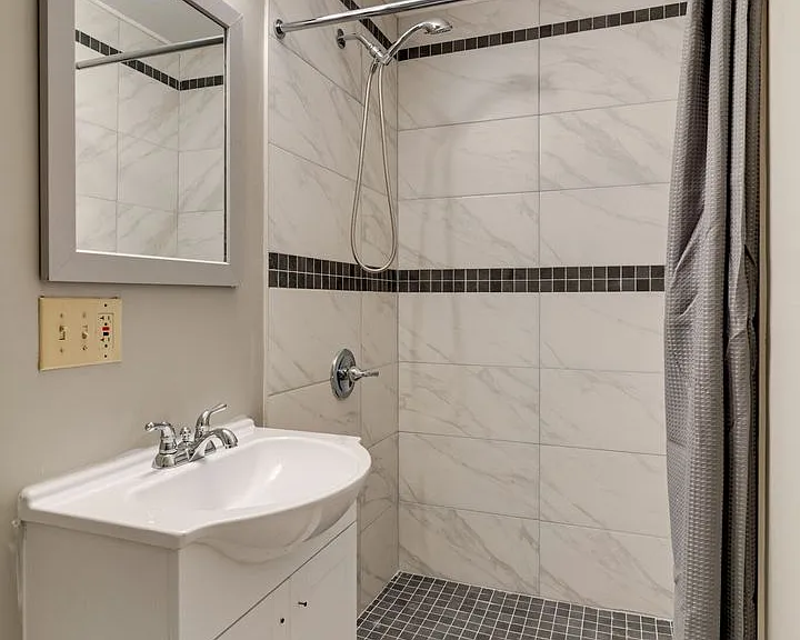 819 E Meade Ave — Photo 40