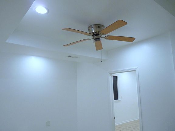 4th image of 6116 N Mozart St APT G
