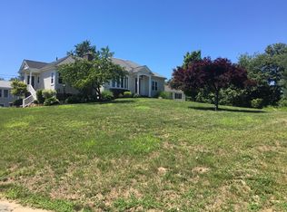6 Wood St, Milford, MA 01757