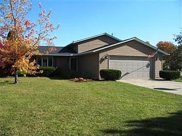 1st image of 471 Oaknoll Dr
