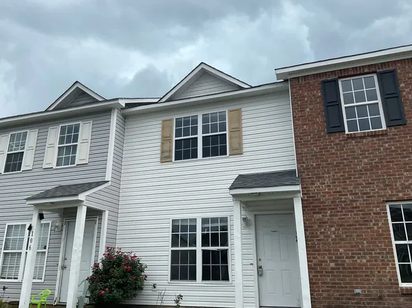 104 Pinegrove Ct, Jacksonville, NC 28546