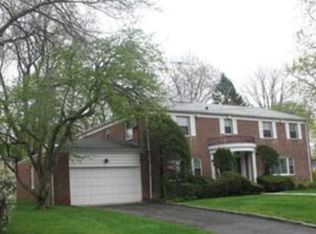 298 Kneeland Ave, Yonkers, NY 10705