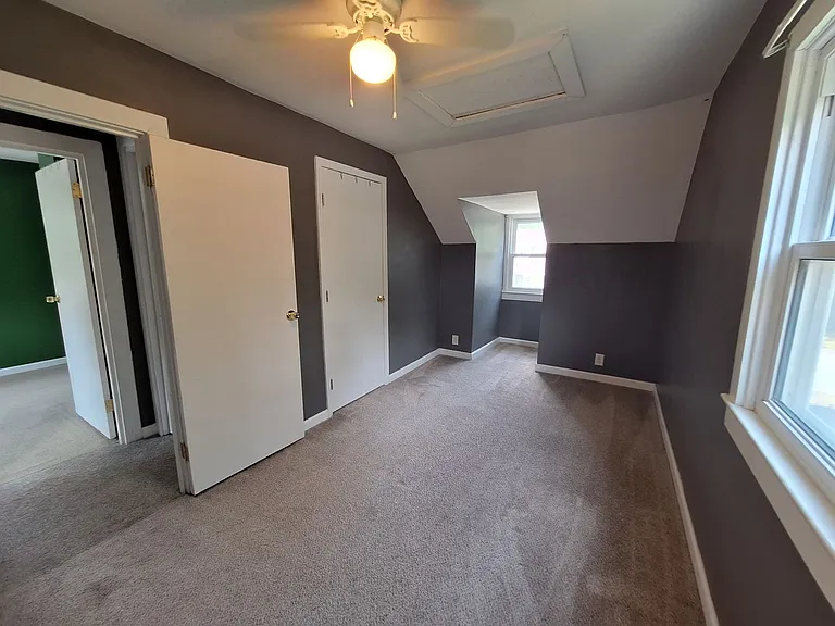 3 S Stuart Rd — Photo 12