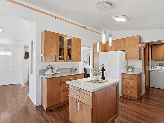 5th image of 1176 Tierra Del Sol Rd