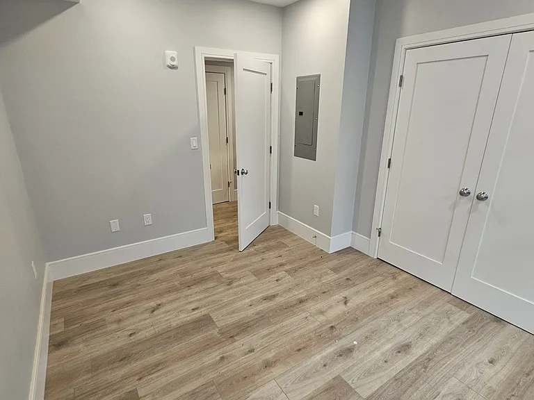 124 Kenrick St — Photo 5